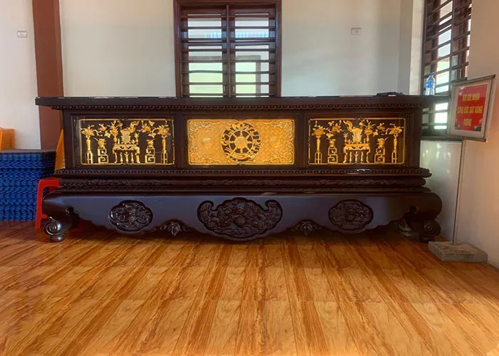 Bàn thờ chấp tải sơn giả cổ