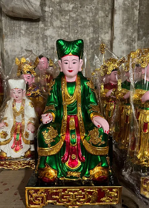 Tượng bà chúa sơn trang